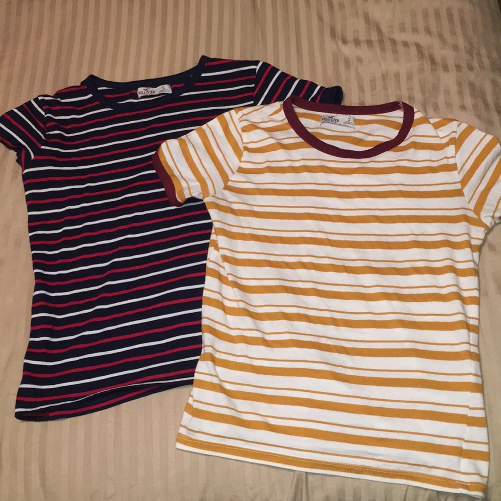 2 shirtsleeves